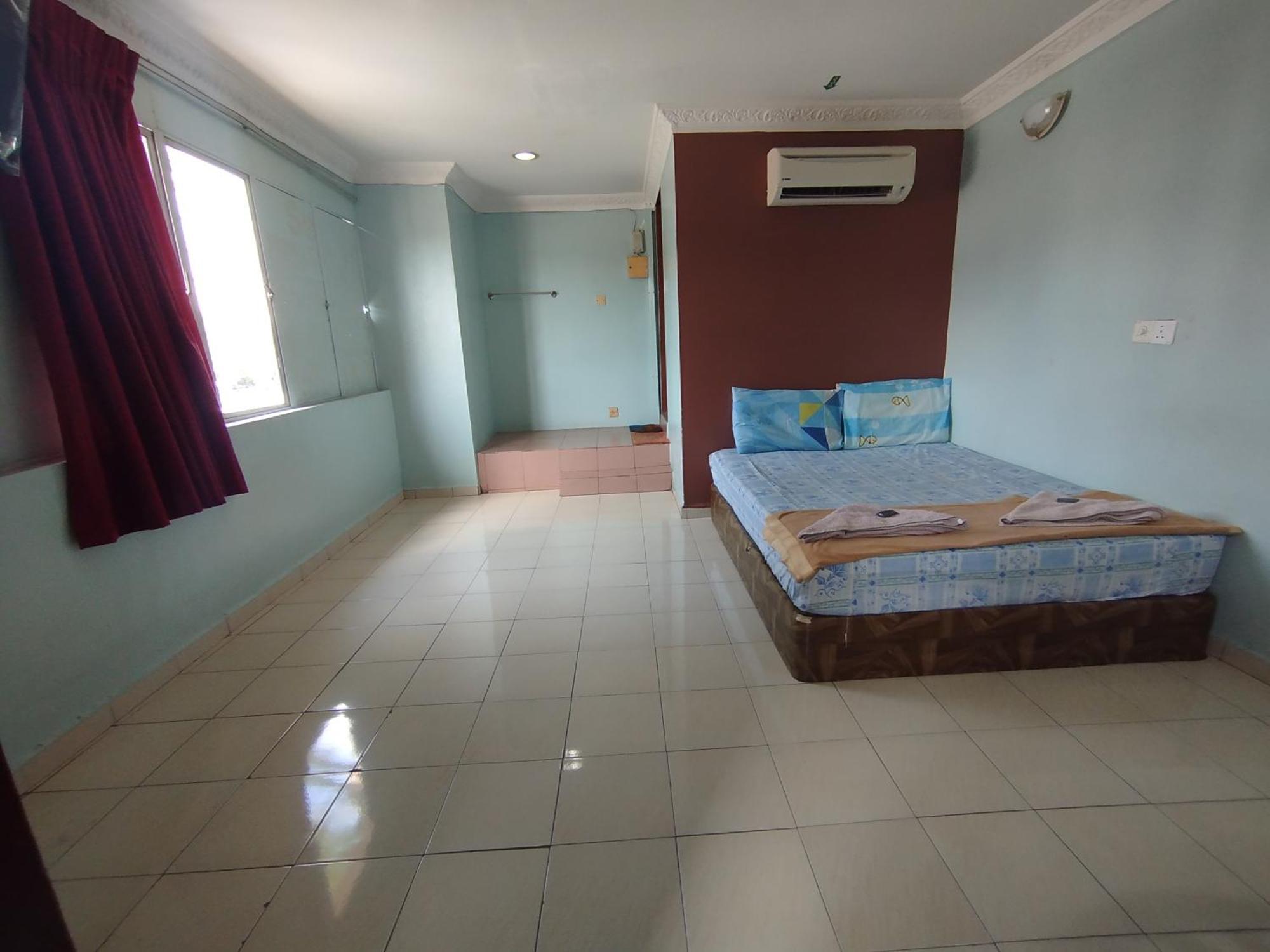 Sentosa Villa Hotel Кланг Екстериор снимка