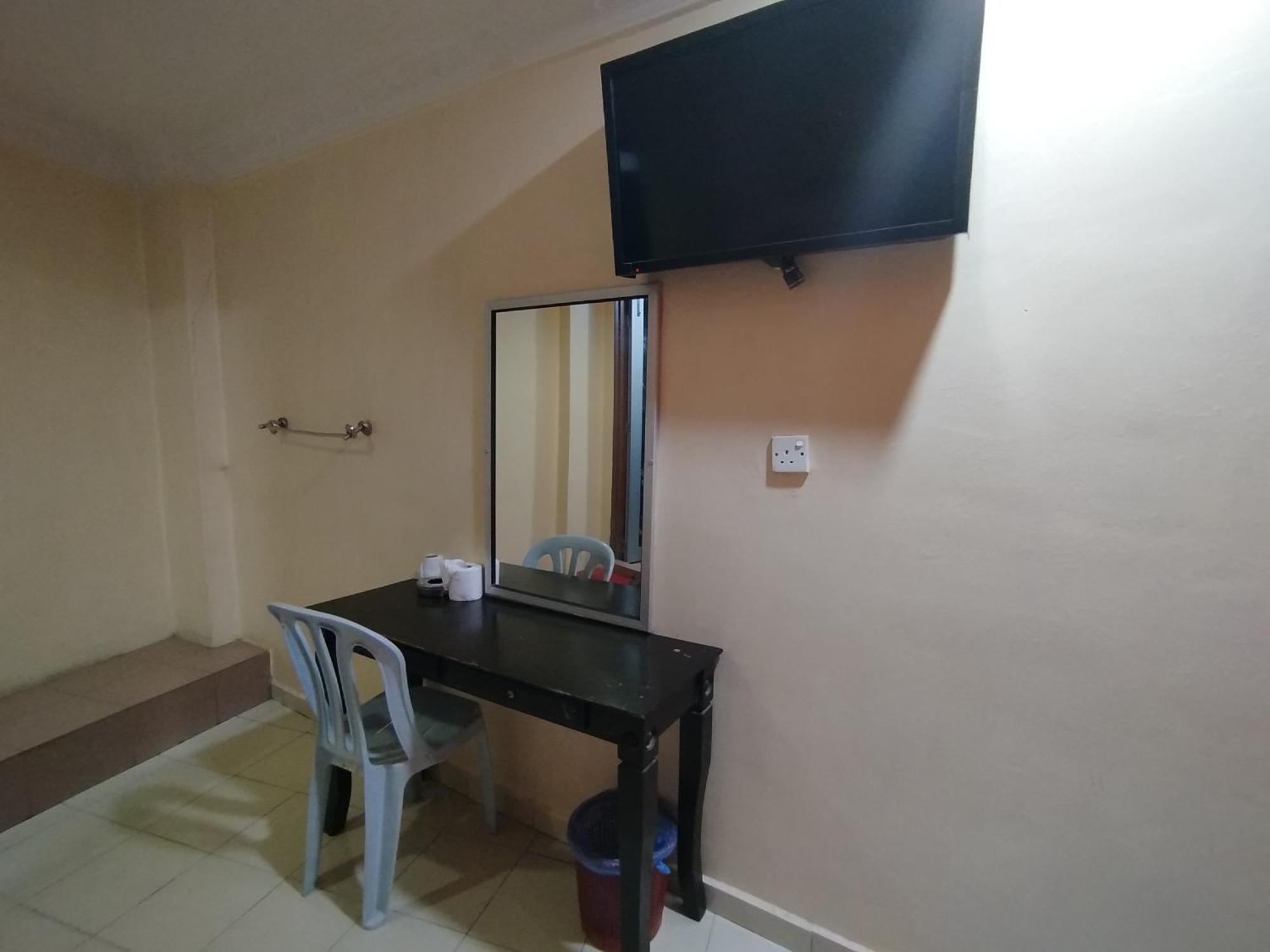Sentosa Villa Hotel Кланг Екстериор снимка